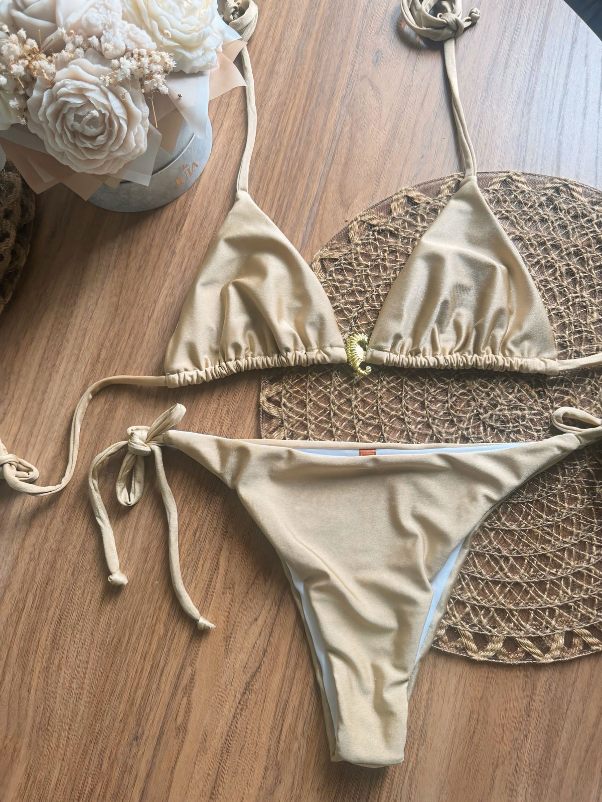 Bikini Alma